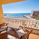 Casa de Férias Sky & Sea, The House By The