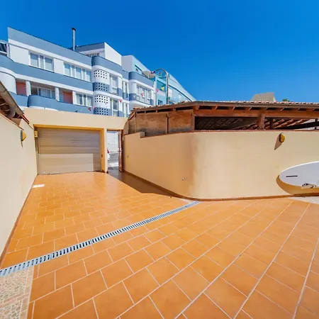 Sky & Sea, The House By The Casa de Férias *
